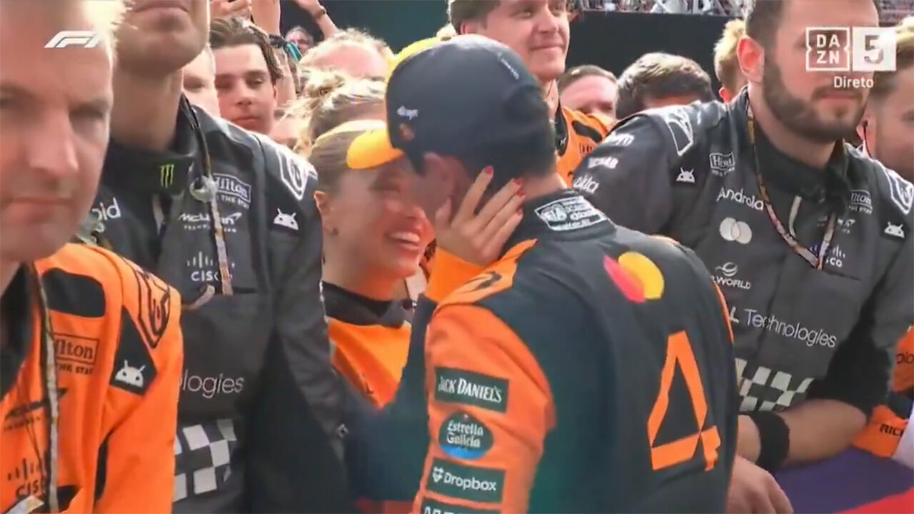 Lando Norris celebra vitória com Margarida Corceiro na Hungria