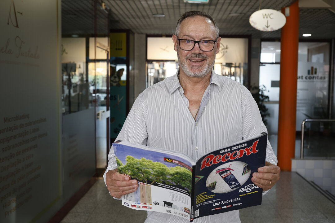 Álvaro Magalhães não perde uma edição do Guia Record