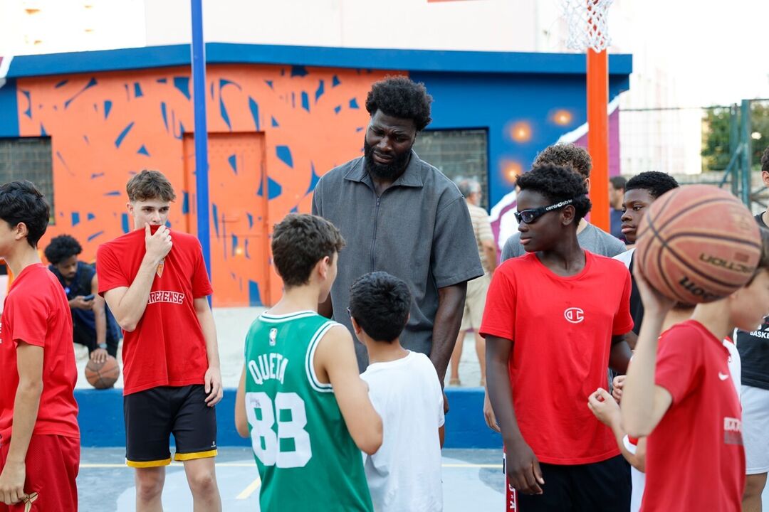 Neemias Queta no Barreiro, após homenagem e antes do EuroBasket'25