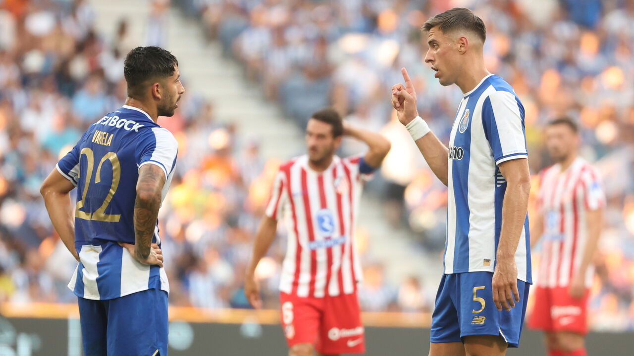 Bednarek titular pelo FC Porto contra o At. Madrid num jogo com estádio cheio