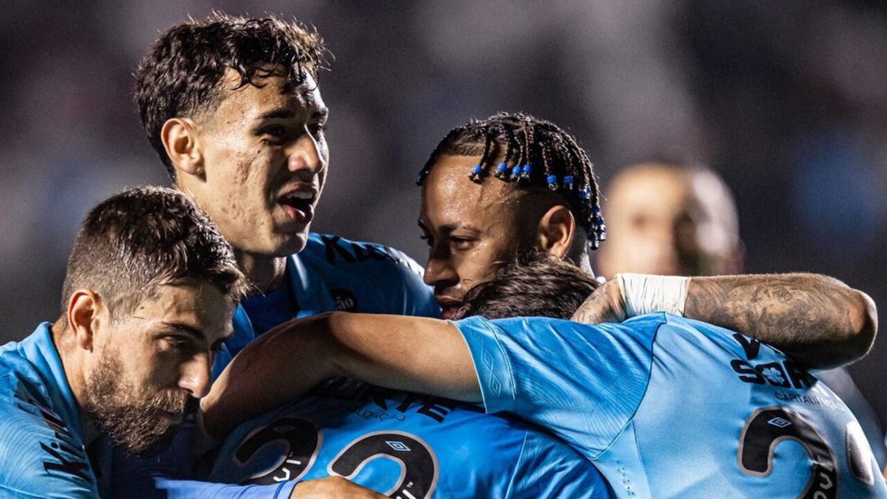 Neymar marca dois na vitória do Santos sobre o Juventude