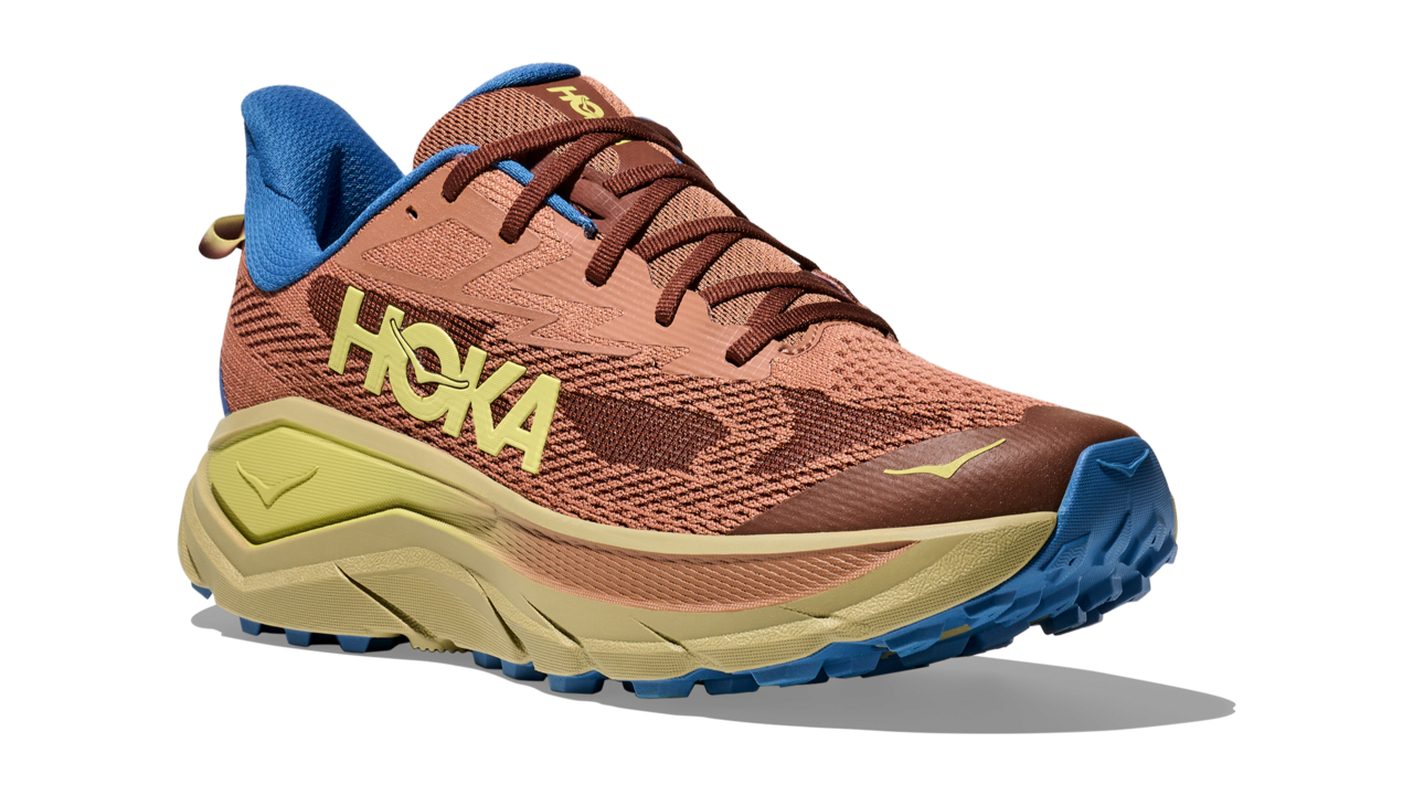 Challenger 8 são a aposta para um uso combinado entre trail e asfalto