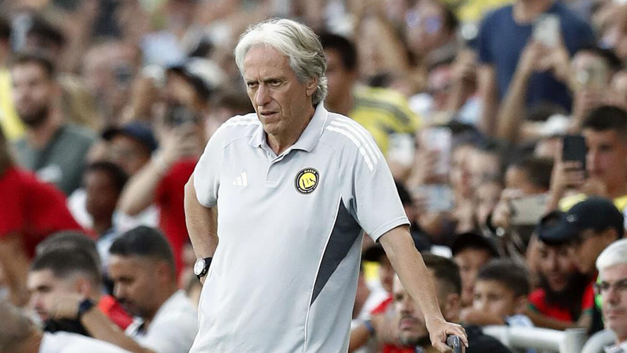 Jorge Jesus analisa reforços do Benfica e saída de Gyökeres do Sporting.
