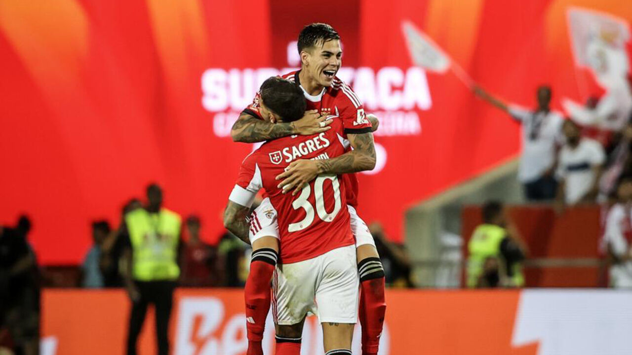 Otamendi ajuda Enzo Barrenechea na integração ao Benfica