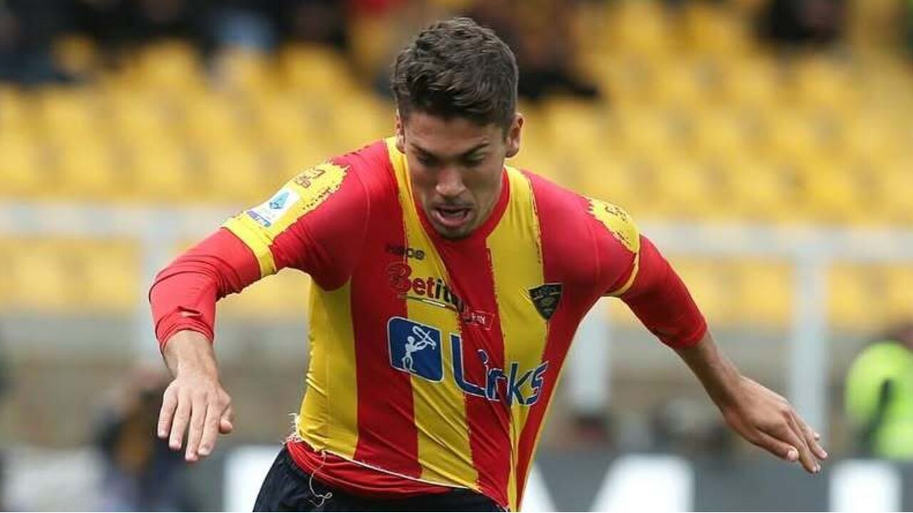 Joan González, médio do Lecce