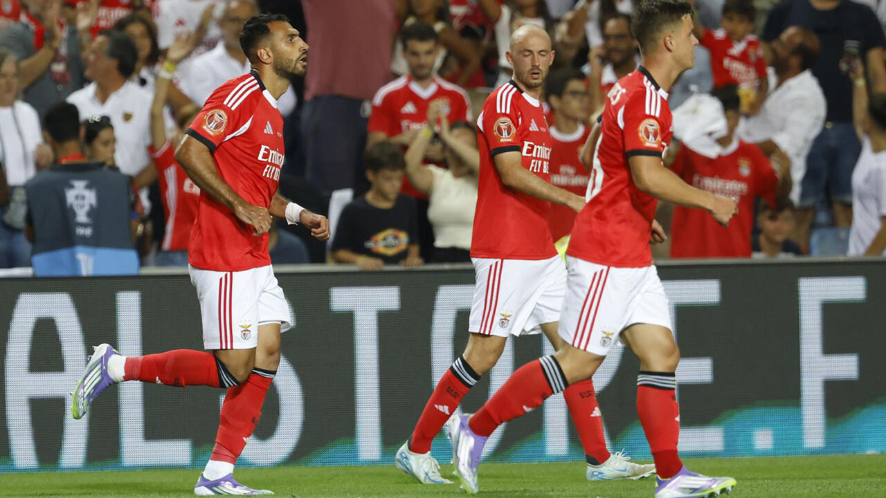 Adidas prepara camisola alternativa do Benfica com símbolo 'vintage' para 2026/27