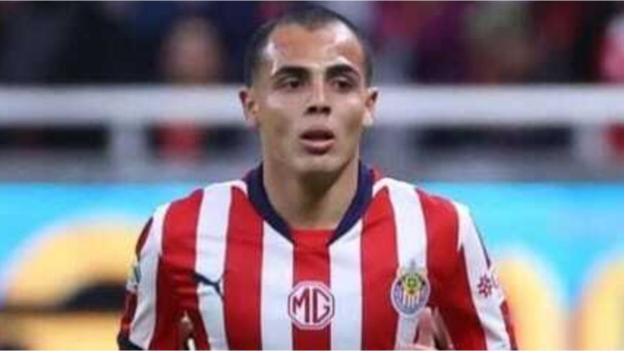 Extremo do Chivas associado ao FC Porto, seguido também pelo PSV Eindhoven e Club Brugge