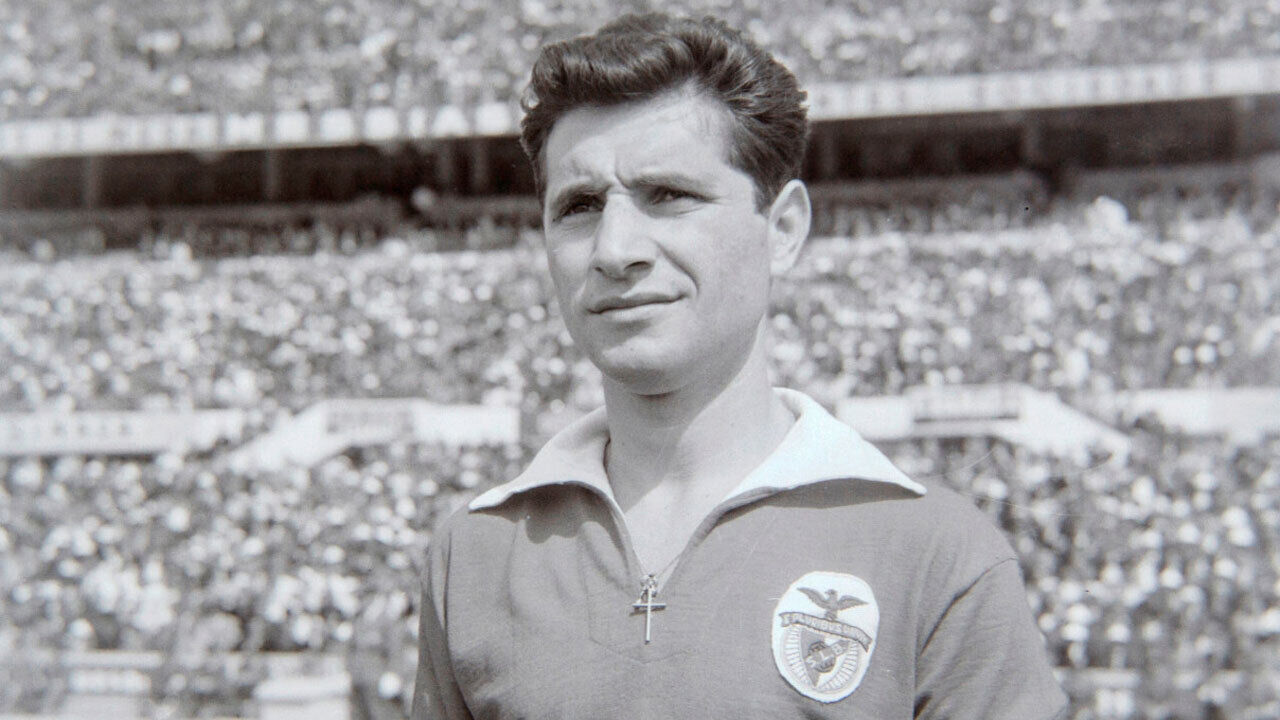 Fernando Cruz, lenda do Benfica, faleceu aos 84 anos
