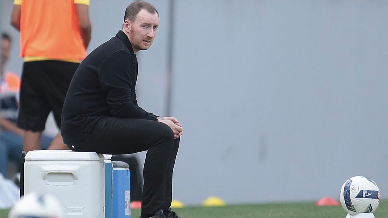 Ian Cathro, treinador do Estoril