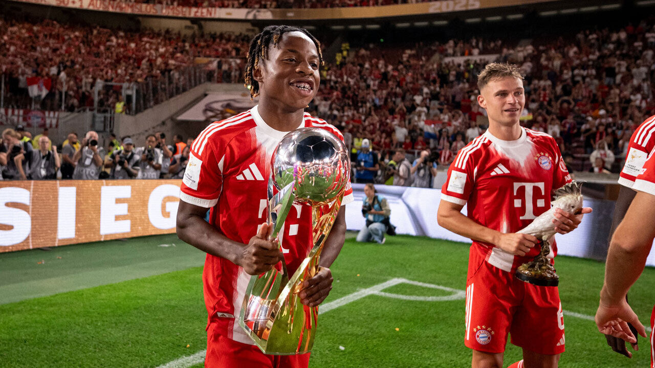 Bayern Munique conquista a Supertaça alemã com golos de Kane e Díaz