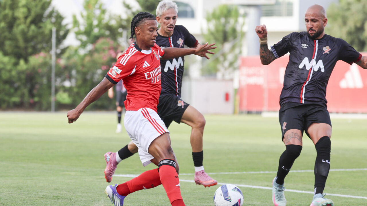 Benfica B empata 1-1 com Leixões, no Seixal, em jogo da II Liga