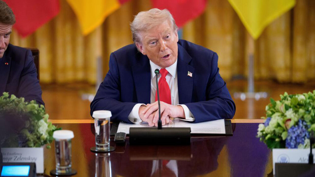 Trump anuncia preparação de encontro entre Zelensky e Putin