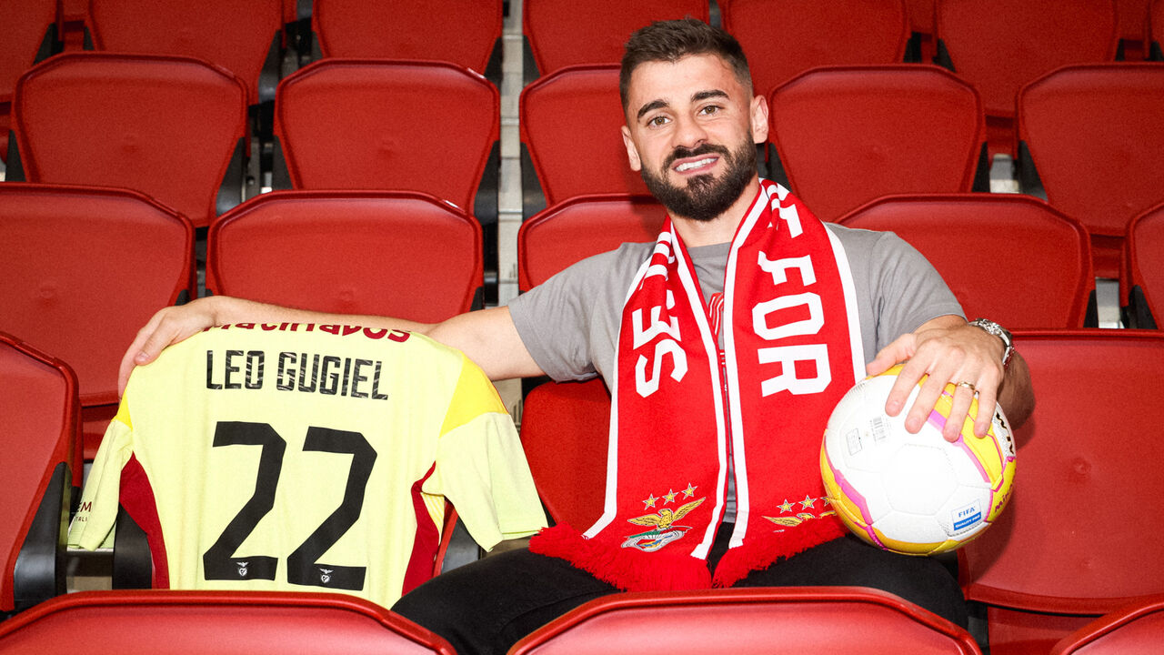 Léo Gugiel renova contrato com o Benfica até 2027