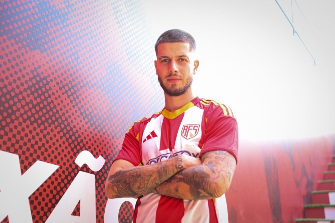 Extremo regressa ao futebol português