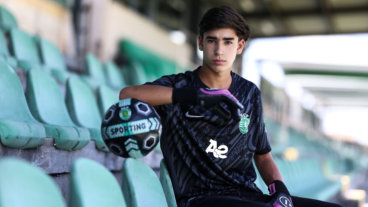 Jovem guarda-redes reforça a formação do Sporting