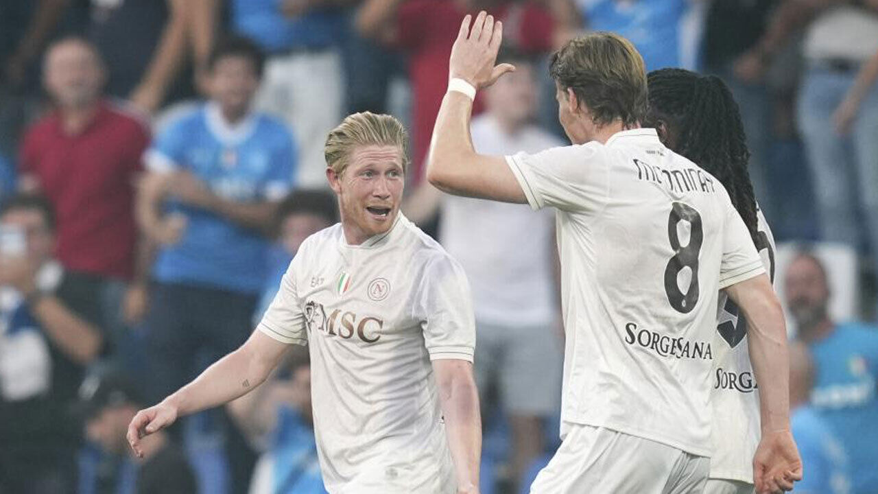 Kevin De Bruyne marca na vitória do Nápoles contra o Sassuolo
