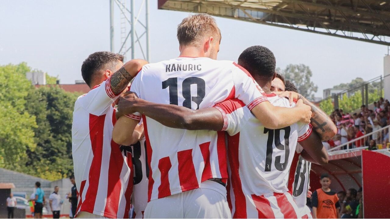 Leixões vence Penafiel por 3-2 num jogo com reviravoltas