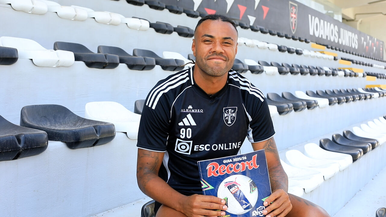 Cassiano com o Guia Record 