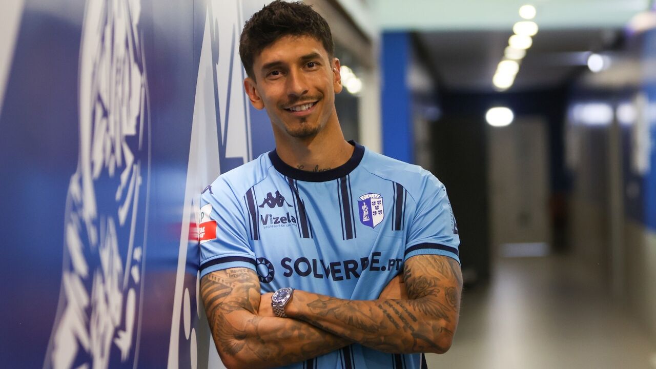 Jean-Pierre Rhyner renova com o Vizela até 2027