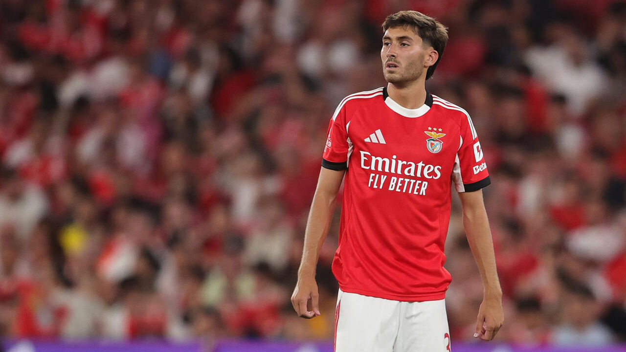 Rafa Obrador vai estar no banco do Benfica para o jogo com o Fenerbahçe