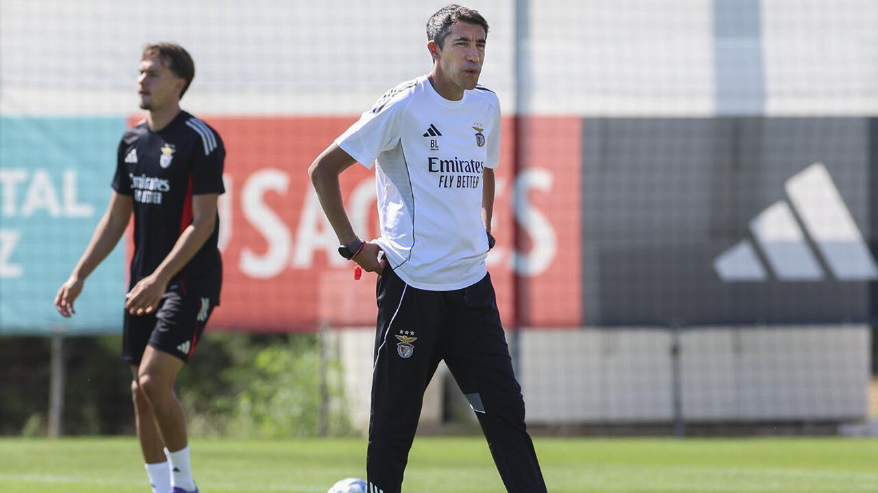 Bruno Lage orienta treino do Benfica