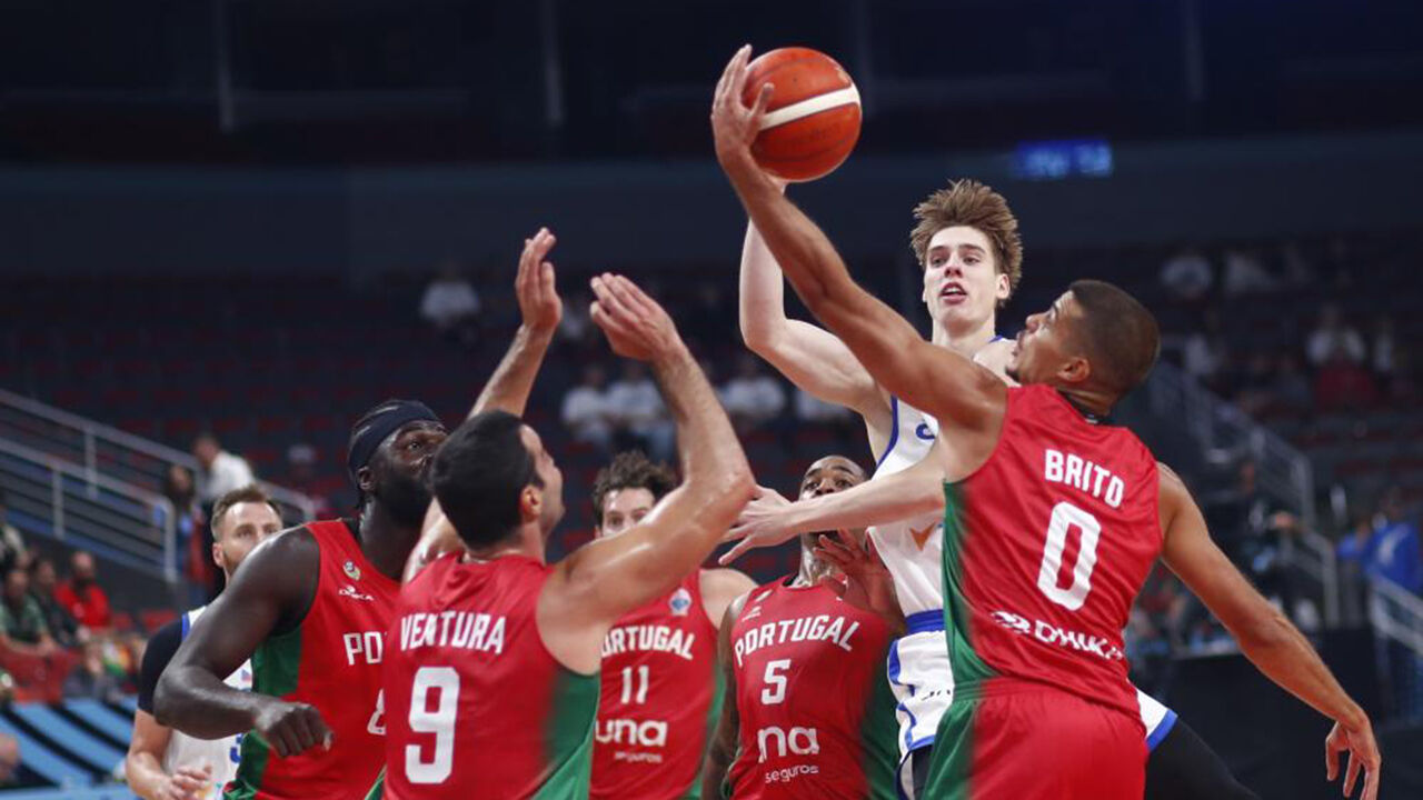 Basquetebol: Portugal defronta Sérvia no Eurobasket 2025, em Riga, após vitória sobre a República Checa