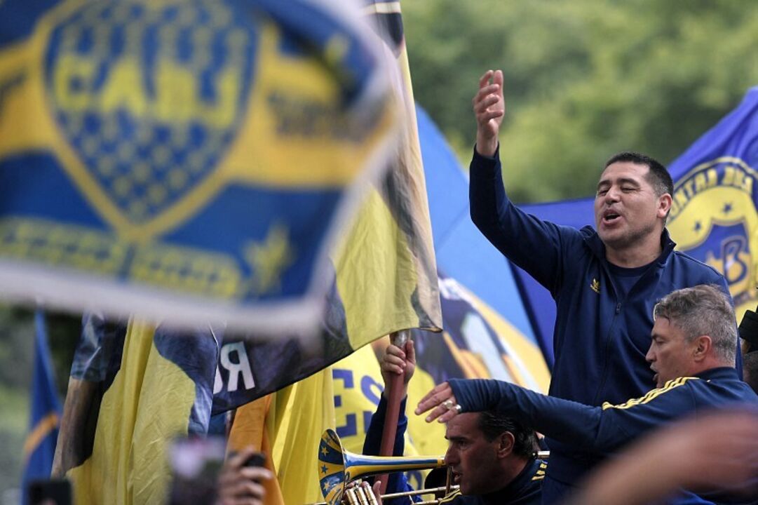 Riquelme em destaque no Boca