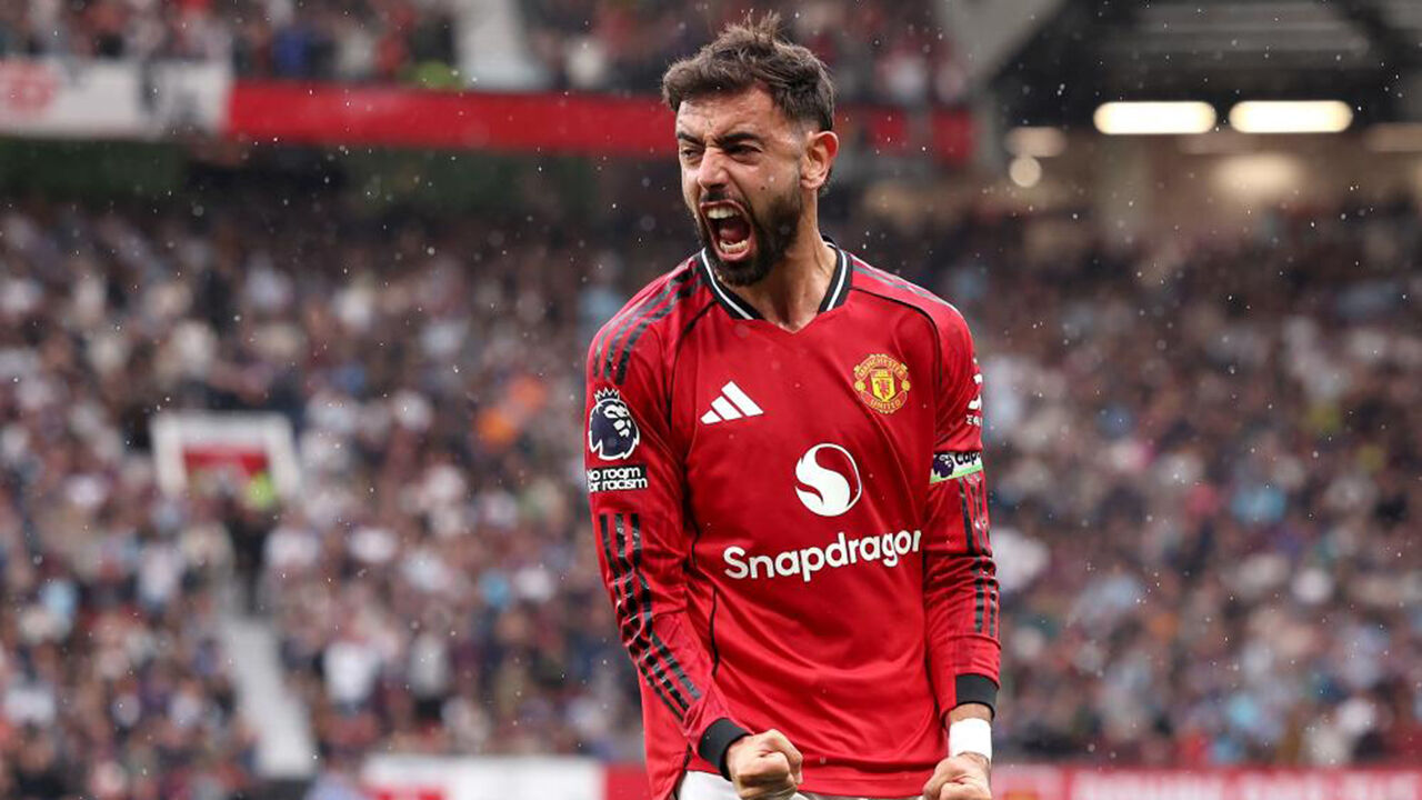 Bruno Fernandes joga na partida Manchester United-Burnley