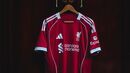 Nova camisola principal do Liverpool