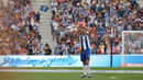 Luuk de Jong aplaude adeptos na apresentação no FC Porto