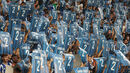 Adeptos homenageiam Jorge Costa no Estádio do Dragão