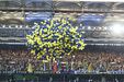 Fenerbahçe lançou 1907 balões para o céu antes do jogo com o Feyenoord