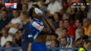 Samu chora no banco após lesão no jogo Gil Vicente contra o Porto