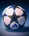 A bola da Champions em tons de azul, para o torneio masculino