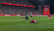 O lance de Barrenechea que está a maravilhar os adeptos do Benfica... e Bruno Lage