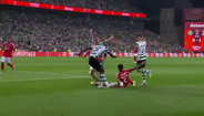 O lance de Barrenechea que está a maravilhar os adeptos do Benfica... e Bruno Lage