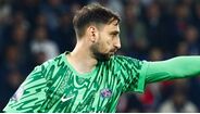 Gianluigi Donnarumma (PSG) - Não entra nas contas de Luis Enrique e está a ser negociado com o Manchester City