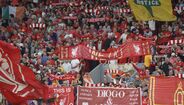 Emocionante: as sentidas homenagens a Diogo Jota e André Silva em Anfield