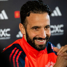 <![CDATA[ Ruben Amorim e a estreia de Mbeumo pelo Man.United: «Acho que jogou bem» ]]>