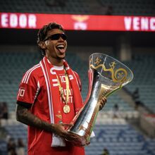 <![CDATA[ Richard Ríos conquista balneário: o efeito do médio no Benfica ]]>