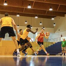 <![CDATA[ Teste com a Espanha a pensar no EuroBasket ]]>