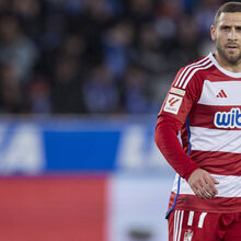 <![CDATA[ Dusseldorf anula transferência devido a comentários nas redes ]]>