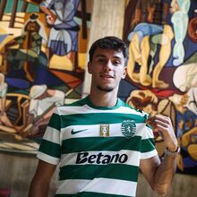 <![CDATA[ Vagiannidis apresenta-se aos sportinguistas: «Vir para os campeões faz-me ter expectativas altas» ]]>