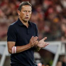 <![CDATA[ Roger Schmidt é opção para treinar o Eintracht Frankfurt ]]>