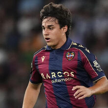 <![CDATA[ Fasquia nos 15 M€ por Álvarez: negociações entre Benfica e Levante continuam ]]>