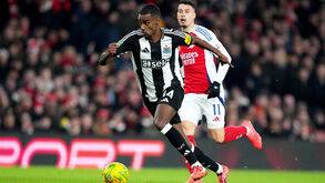Newcastle rejeita proposta astronómica por Alexander Isak e a novela continua