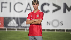 Karel Mustmaa deixa Benfica e assina pelo PAOK