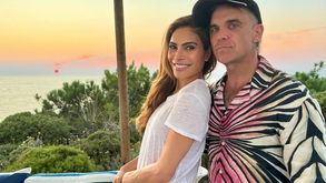 Robbie Williams passa férias em Portugal e com companhia especial