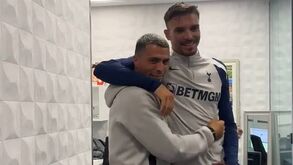 «Sentiu a minha falta»: Tottenham mostra reencontro entre João Palhinha e Pedro Porro
