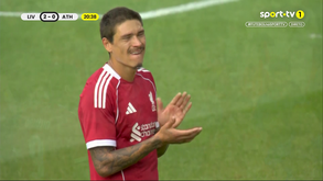 Jogadores de Liverpool e Ath. Bilbao pararam de jogar ao minuto 20 para homenagear Diogo Jota 